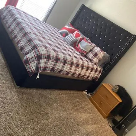 A&T Affordable Living And Service Llc